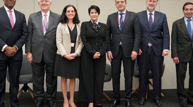 Massa firma el crédito por US$ 700 millones que aprobó el BID