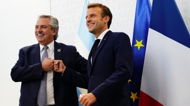 Fernández y Massa viajan al Foro por la Paz de Francia