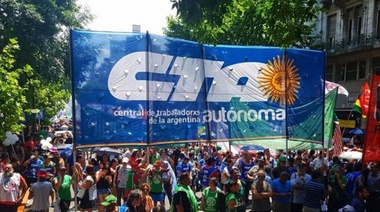 Organizaciones sociales movilizan "en defensa del salario"