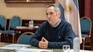 Larroque, sobre la sentencia de Cristina: "Claramente el objetivo es proscribirla"