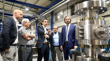 Cafiero: “Cada empresa, cada PyME, tienen que ver con este récord de 100 mil millones de dólares en las exportaciones de este año”