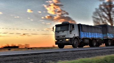 Restringen la circulación de camiones en rutas bonaerenses por el recambio turístico