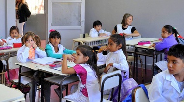 El Gobierno desmintió la posibilidad de eliminar la repitencia en las escuelas