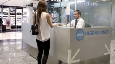 La Aduana revisará a los pasajeros que regresen al país con más valijas de las que se fueron