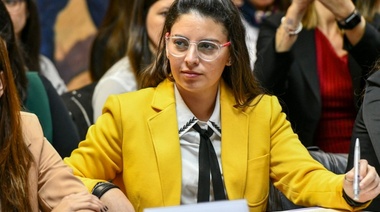 Mazzina respondió los dichos de Pichetto: "Soy mujer, lesbiana, feminista y ministra"