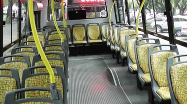 Paro de 50 líneas de colectivos afecta a miles de usuarios en el AMBA