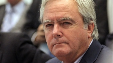 Para Pinedo, "hay que renegociar" la deuda con el FMI y generar plan de "estabilización" económica