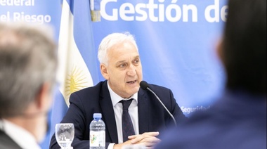 Fuks acusó a Holguín de haber construido una "cantidad de mentiras" para "demonizar a la Argentina"