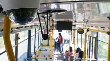 Kicillof se reunirá mañana con empresarios de transporte por la seguridad en los colectivos