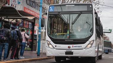 Transporte evalúa quitar las concesión a las empresas que continúan de paro