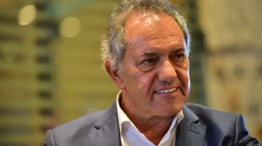 Scioli: "Tenemos un programa, un plan de gobierno, los avales y los candidatos"