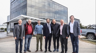 Cafiero junto a Granados destacaron el crecimiento del perfil exportador con valor agregado de las empresas radicadas en el parque industrial Ezeiza