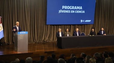 Schiaretti defendió a los organismos públicos de investigación, ciencia y tecnología