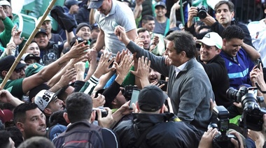 Massa acusó a Macri de "estafar" a los trabajadores al no cumplir su promesa de eliminar Ganancias