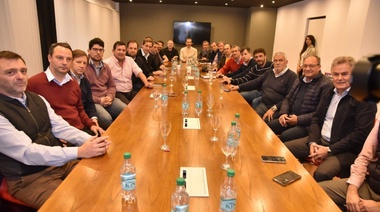 Intendentes de JxC pidieron al Gobierno bonaerense que cancele deudas con los municipios