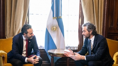 Malvinas: Cafiero y la Cruz Roja confirmaron la continuidad del trabajo de identificación de los soldados argentinos caídos en las islas