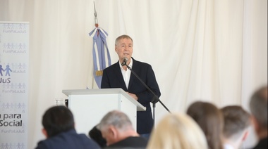 Schiaretti anunció que si es electo bajará a la mitad las retenciones y acabará con "cepo al dólar"