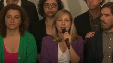 Bregman celebró una "muy buena elección" de la izquierda, que alcanzaría a cinco diputados nacionales