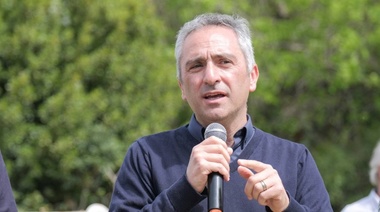 Larroque: "Fue un triunfo contundente en la provincia y una remontada épica a nivel nacional"