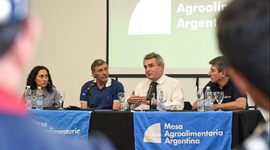 Rossi: "Trabajamos sin descanso para devolver el poder adquisitivo del salario a los argentinos"