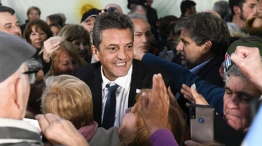 Massa anunció que buscará darles "una jubilación digna" a las "víctimas del sistema AFJP"