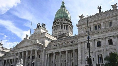 Francos confirmó a Martín Menem en la presidencia de Diputados y a Francisco Paoltroni en el Senado