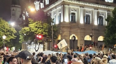 La Plata: Falleció un jubilado durante una manifestación en rechazo al DNU del gobierno de Milei