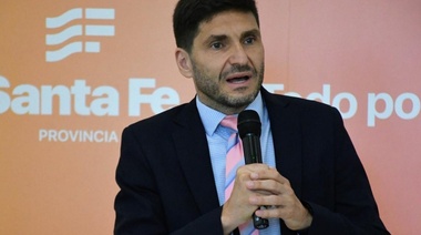 Pullaro dice que "no es atinado" el paro y que al presidente Milei "hay que acompañarlo"