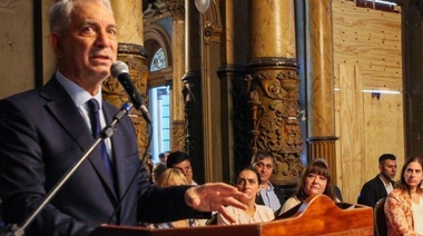 Alak denuncia graves irregularidades en la administración anterior de la municipalidad de La Plata