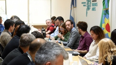 La Provincia citó a los gremios estatales para rediscutir las paritarias