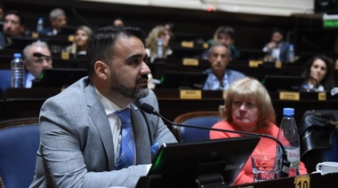 Luayza cuestionó a los senadores bonaerenses que no acompañan la instalación de la planta de GNL en Bahía Blanca