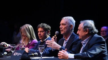 Ante una multitud de jóvenes, Kicillof y Alak abrieron el Curso de Formación Política del ICP