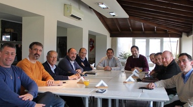 Salud pública: Intendentes de la Quinta debatieron en Dolores cómo responder ante la ausencia del Estado nacional