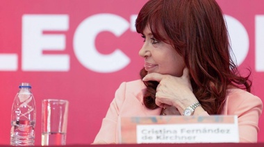 "Es la economía bimonetaria, estúpido": la carta de Cristina Kirchner con críticas al gobierno de Milei