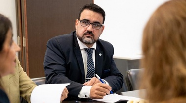 Fabián Luayza criticó el asado de Milei por el veto a las jubilaciones: "Otra fiesta en Olivos"