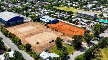 Dolores capital regional del deporte: Avanzan las obras de la cancha de hockey y el microestadio