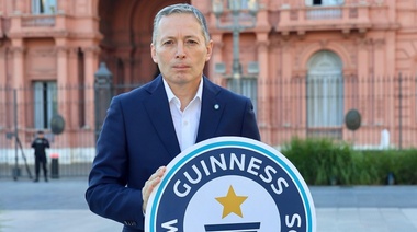 Fernando Gray: "Propongo a Luis Caputo para el récord Guinness de endeudamiento"