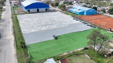 Dolores: Avanza la obra de la cancha de hockey de césped sintético