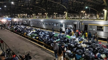 Un nuevo Tren Solidario va rumbo a Zárate y Campana con donaciones para los afectados por el temporal
