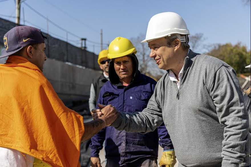 Cascallares: "Pasaron las elecciones y en Almirante Brown seguimos con las obras"