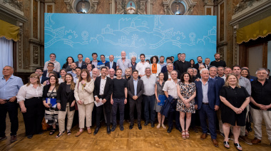 En medio del debate por la reforma laboral, Kicillof se reunió con empresarios PYMES