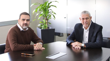 Fabián Luayza con Jorge Ferraresi: "Hay que rechazar el ajuste de Milei que sólo perjudica a los que trabajan y producen"