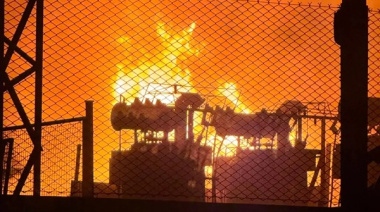 Incendio en la Subestación Tolosa de EDELAP: reclaman pericias ambientales para determinar el impacto sobre la población y el ambiente
