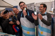 Dolores: Una receta tradicional, 25 capas y una fiesta que atrae turistas cada año