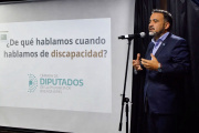 Fabián Luayza en charla sobre discapacidad: "Donde algunos ven gastos, nosotros vemos personas con necesidades y no vamos a dejarlos solos"
