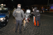 Más de 2.000 vehículos controlados, cerca de 1500 sanciones y 17 detenidos en operativos municipales de La Plata