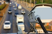 Suben las multas y el exceso de velocidad puede costar hasta $2.271.000