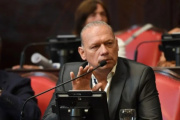 Berni impulsa una ley para proteger el salario de los trabajadores frente al sobreendeudamiento