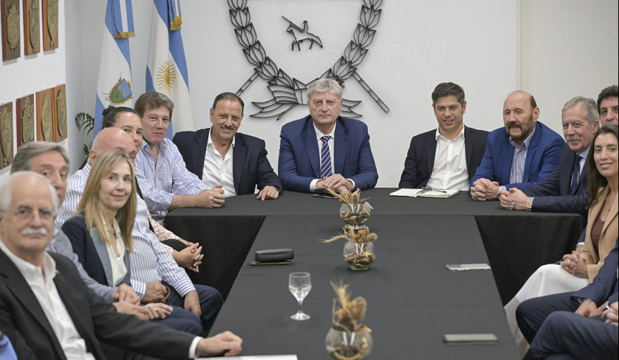 Kicillof junto a otros gobernadores rechazan la reforma laboral y advierten que "no moderniza, precariza"